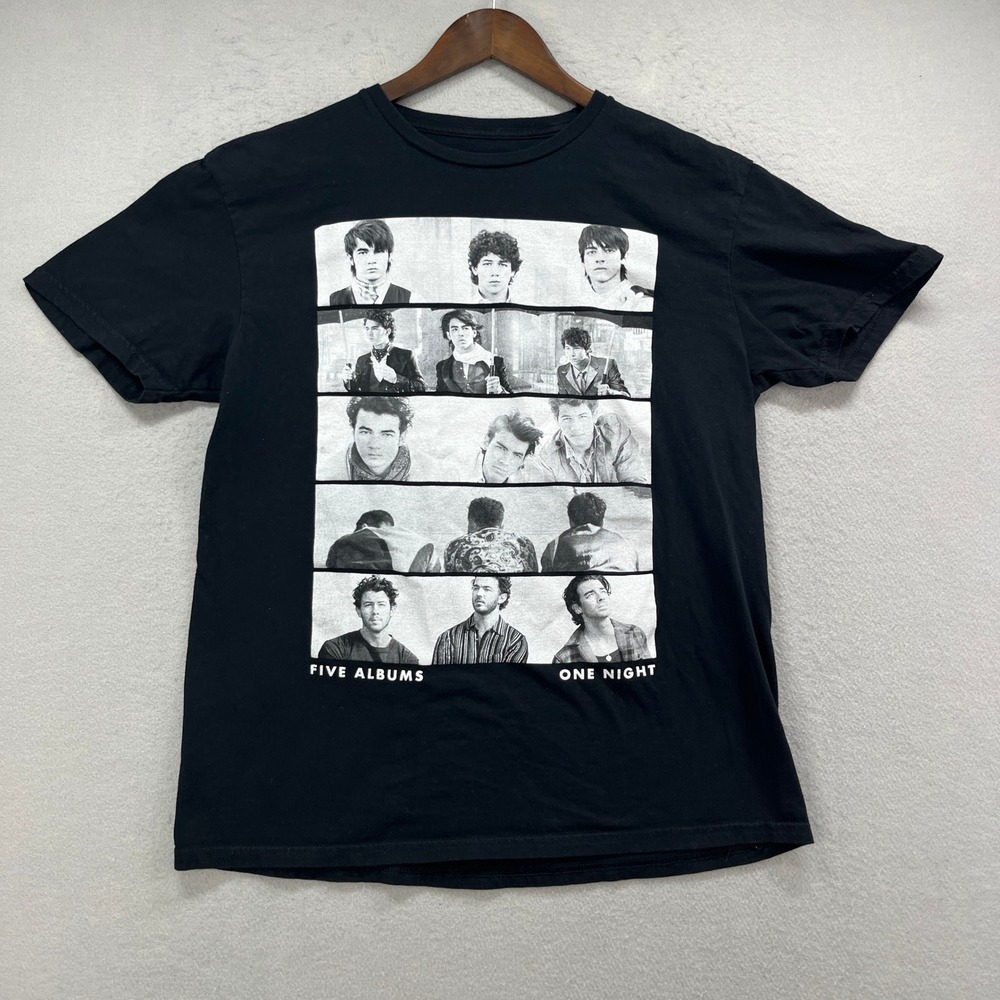 Jonas Brothers T-Shirt Mens L Black Cotton Graphic Concert Tour Band Tee